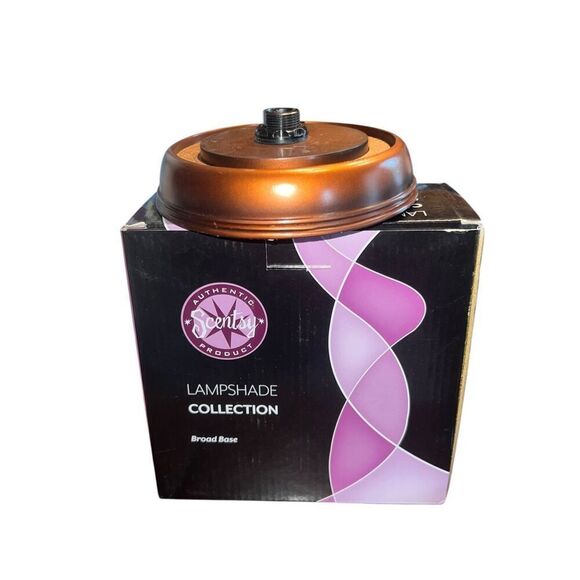 Scentsy Blue Diamond Wax Warmer Shade Full Size Electric Retired board base - Picture 6 of 7